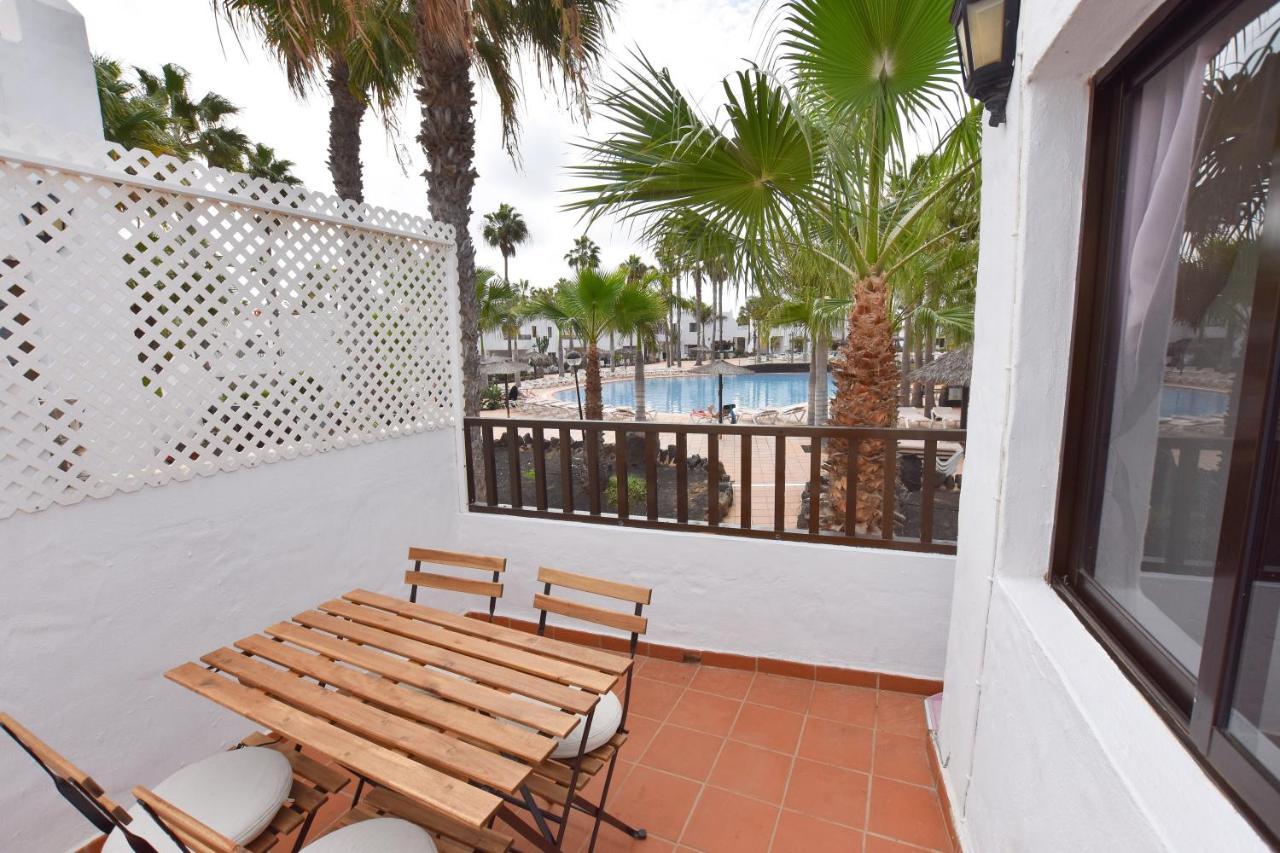 Book Jet - Oasis Pool View Apartment Corralejo Exteriör bild