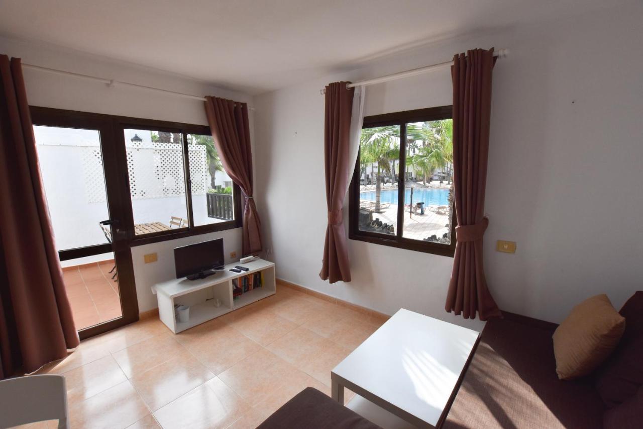 Book Jet - Oasis Pool View Apartment Corralejo Exteriör bild